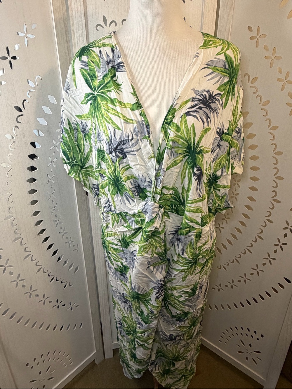 Tropical Leaf Print Kimono Maxi Dress — Green & White